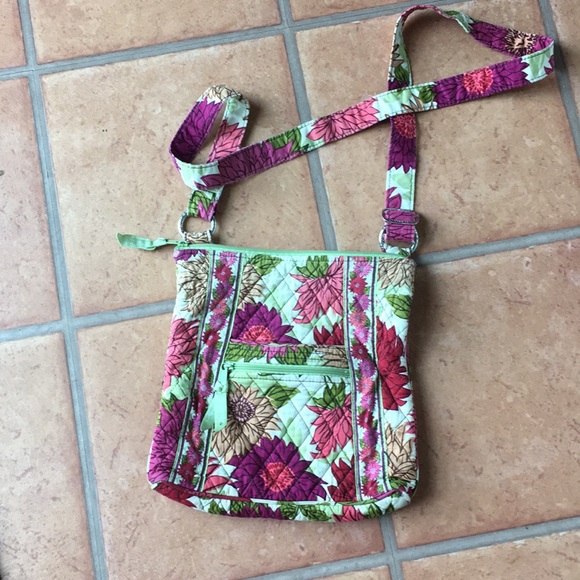 Vera bradley crossbody bag - Picture 2 of 10